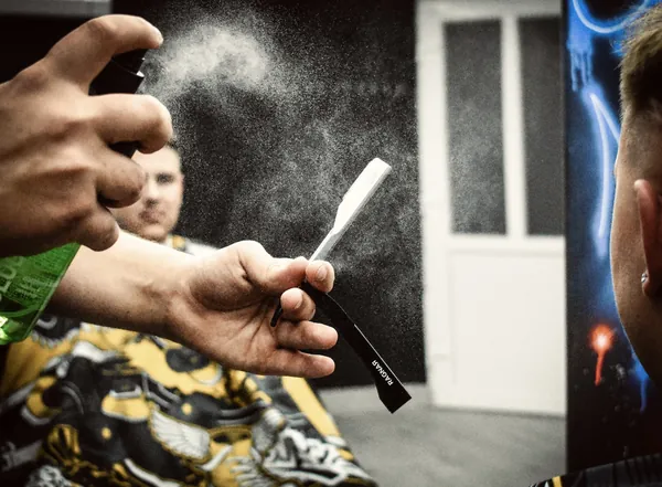 Klasszikus borotva előkészítés Ragnar pengével